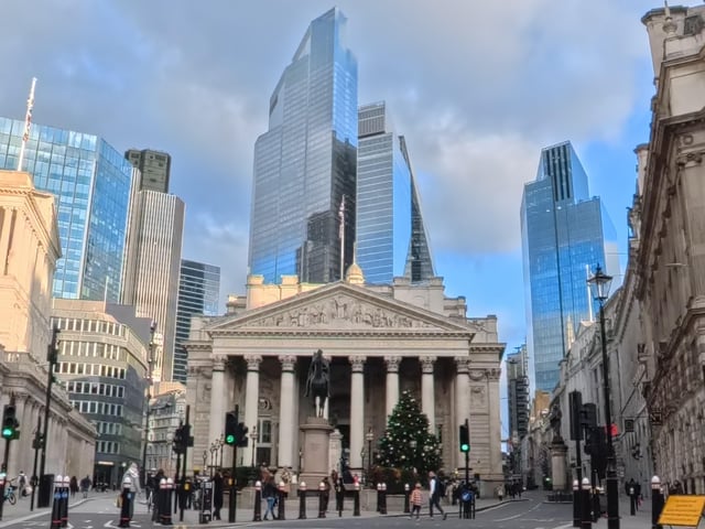 London: History of Money &amp; Power Walking Tour