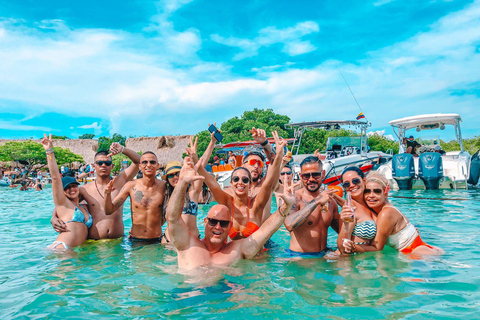 Cartagena: Gita in barca sull&#039;isola di Cholon e festa con DJ + pranzo