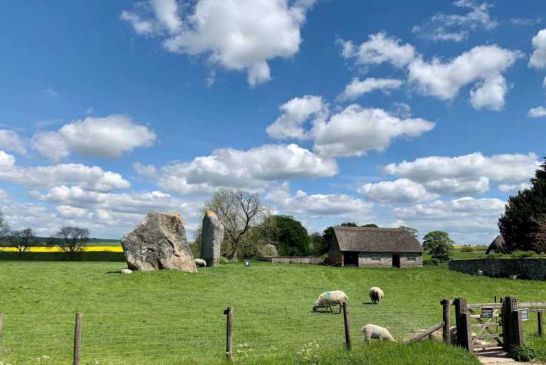 From London: Avebury and Stonehenge Small-Group Tour