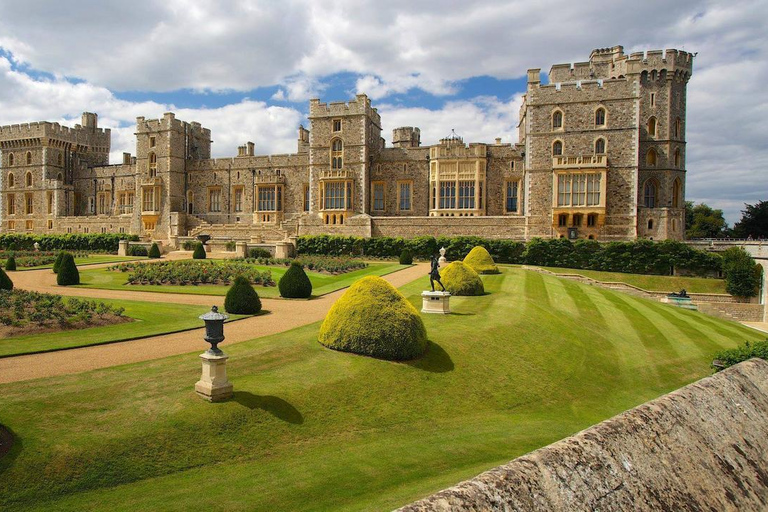 London: 10-timmars privat rundtur (Windsor Castle+Bad+Stonehenge)