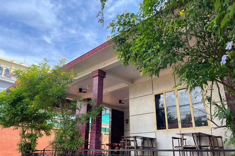 Battambang Evening Bat Cave & Local Home Dinner Experience