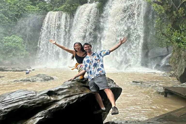 Siem Reap: visita guiada à cascata do Parque Nacional de KulenSiem Reap: Kulen National Park Waterfall Guided Tour