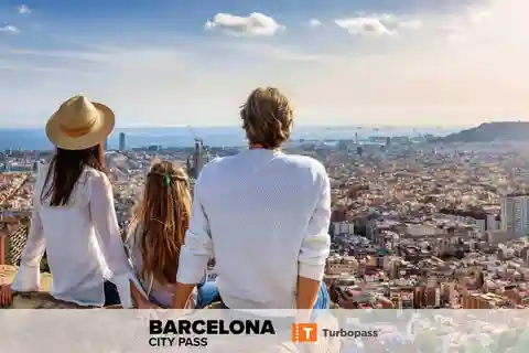 Barcelona: All-Inclusive City Card & Public Transport Option