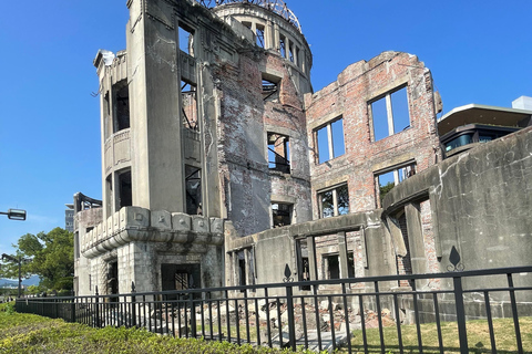 Hiroshima: tour privado personalizado en inglés con recogida en el hotel