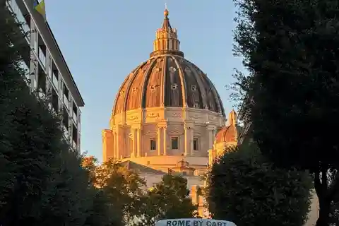 3H Rome: Roman Churches and Food Experience on a Golf Cart