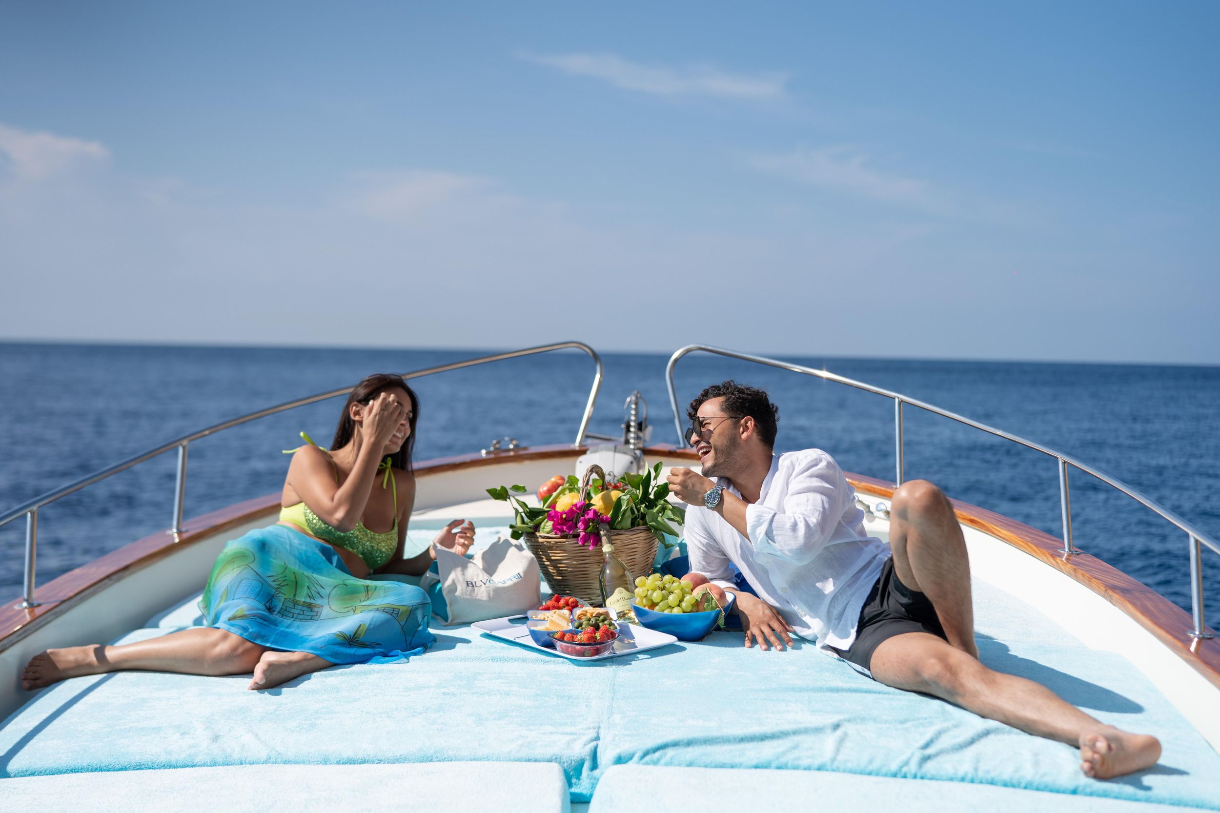 Capri: Gozzo-Bootstour mit frischen Tomaten