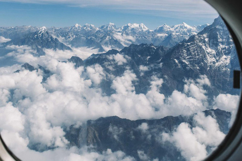 Katmandu: 1 timmes bergsflyg med privat transferFör indisk passinnehavare