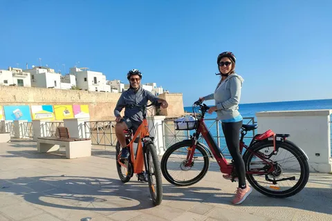 Monopoli: Descubre la costa adriática en E-Bike