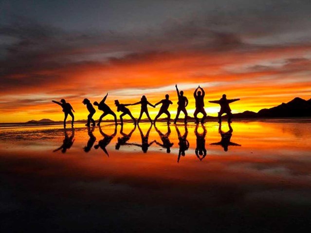 Visit Uyuni Salt Flats Sunset + Night Stars in Uyuni