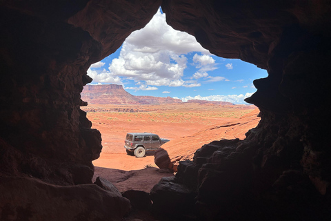 Moab: Private Scenic Jeep Tour with Guide