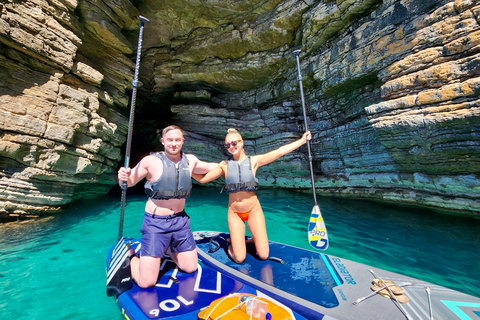 Budva : 3 heures de paddle board ou de kayak pour visiter les grottes côtièresBudva : balade de 3 h en kayak vers les grottes côtières