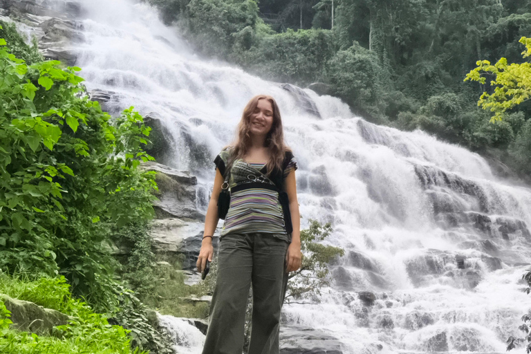 Chiang Mai: Pro Private Driver Service with Custom Itinerary