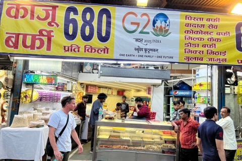 Old Agra: Street Food Tour with Spice Market on Tuk-Tuk