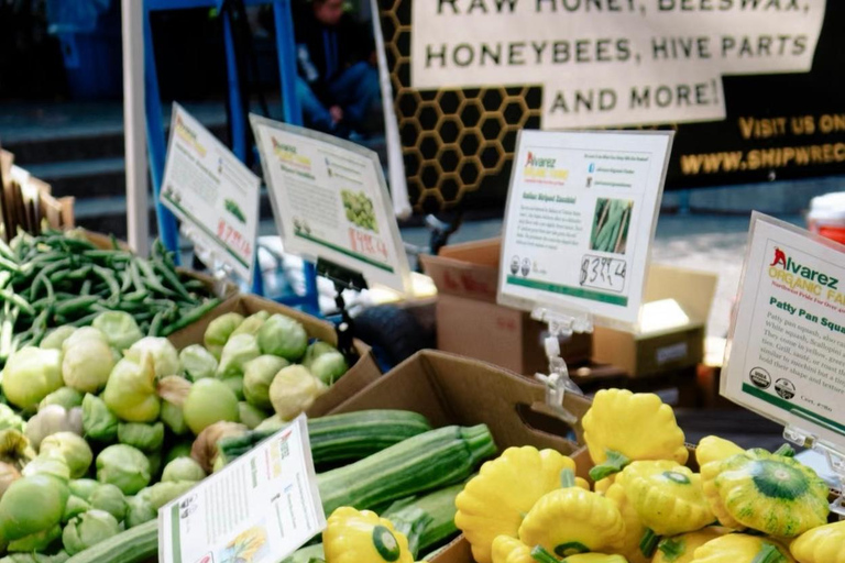Seattle: Ballard Farmers Market Food & Nordic History Tour