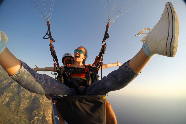 From Antalya: Ölüdeniz Paragliding w/Hotel Transfer & Lunch From Antalya: Ölüdeniz Paragliding w/Private Transfer