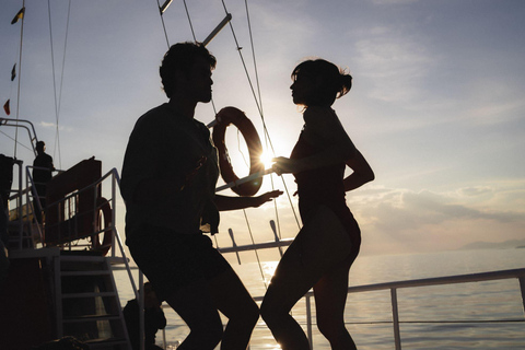 Athens: Full-Day Island Cruise, 4 Stops & Taverna Lunch