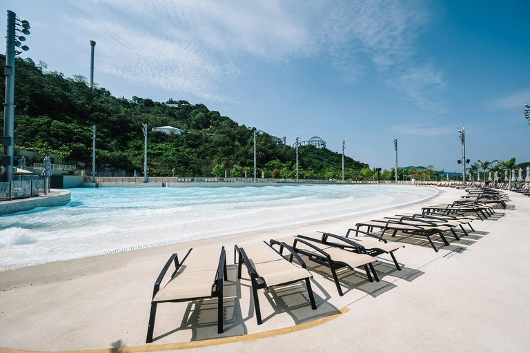 Hong Kong: Water World Entry Ticket Water World Pre-Summer Splash Admission Ticket