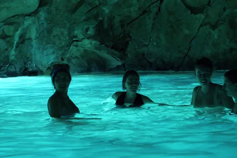 Secret Blue Cave & Grama Bay - Speed Bootstour