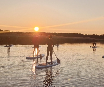 Prerow: Standup paddle sunset tour with picnic