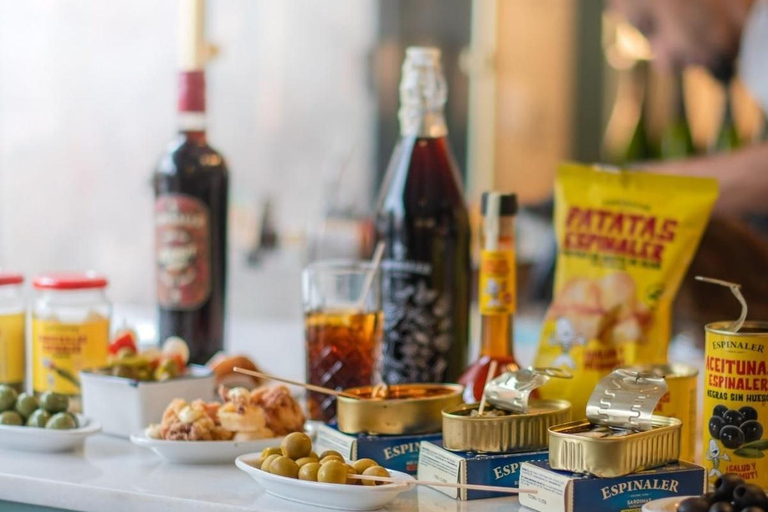 Mediterranean culinary experience: Tasting of Alicante vermouths and snacks Mediterranean gastronomic experience: Alicante vermouth tasting and snacks