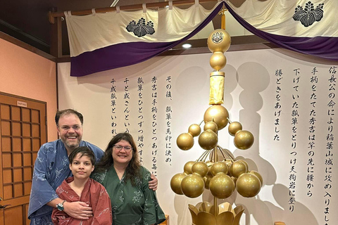 Osaka/Nara: Private Customizable Walking Tour with Guide