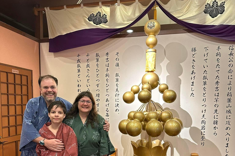 Osaka/Nara: Private Customizable Walking Tour with Guide