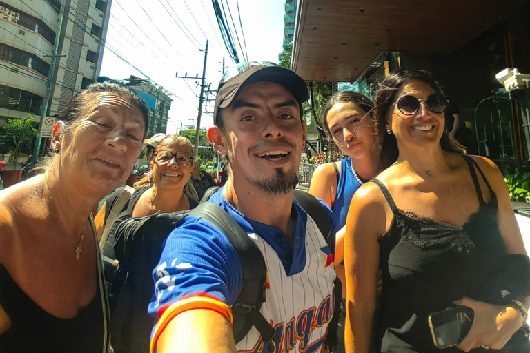 Manila: unique walking tour of the old and colonial part Discover Manila in a small group