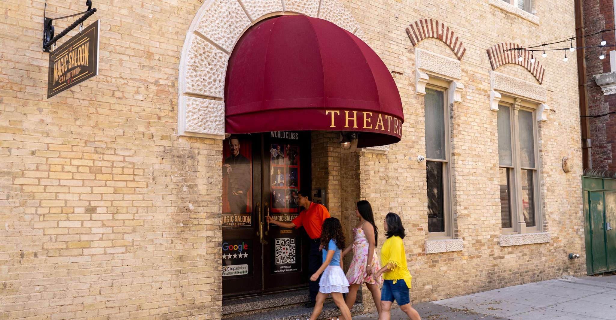 San Antonio: The Magic Saloon Magic Show Ticket photo 9