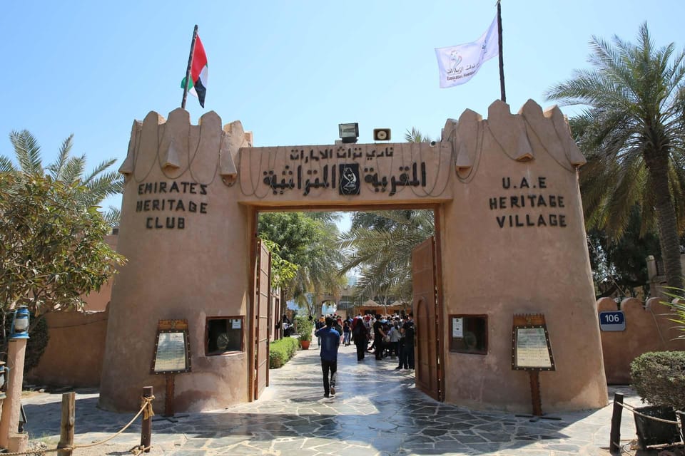 Dubai, Abu Dhabi Tour Sheikh Zayed Moskee, Palaces & Islands - Hizvo