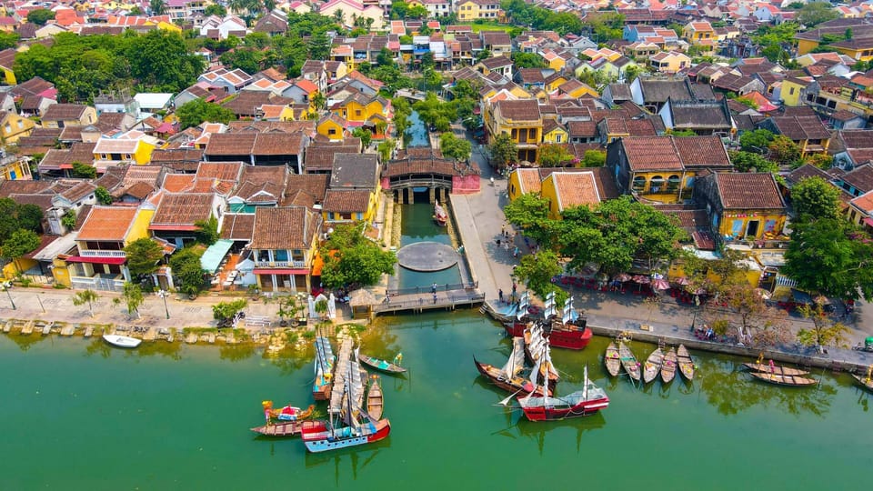 Trasferimento privato agli hotel da nang o per hoi una città - Housity