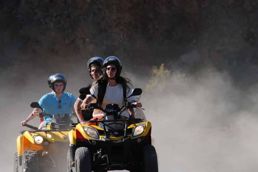 Teneriffa: Quad Bike Tour zum Berg Teide bei Sonnenuntergang. Foto: GetYourGuide Teneriffa: Quad Bike Tour zum Berg Teide bei Sonnenuntergang. Foto: GetYourGuide