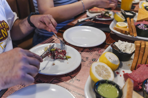 Santiago: wycieczka kulinarna po Barrio Italia z degustacją i napojami