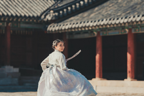 Seoul | Make Your Own K-Drama: Premium Film & Photo Shoot Capture Your Story