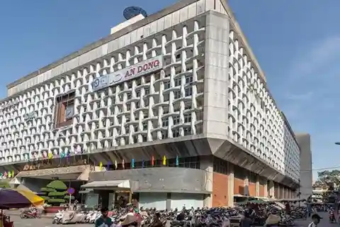 HCM City: An Dong Market & Chinatown – Local Vibes Tour