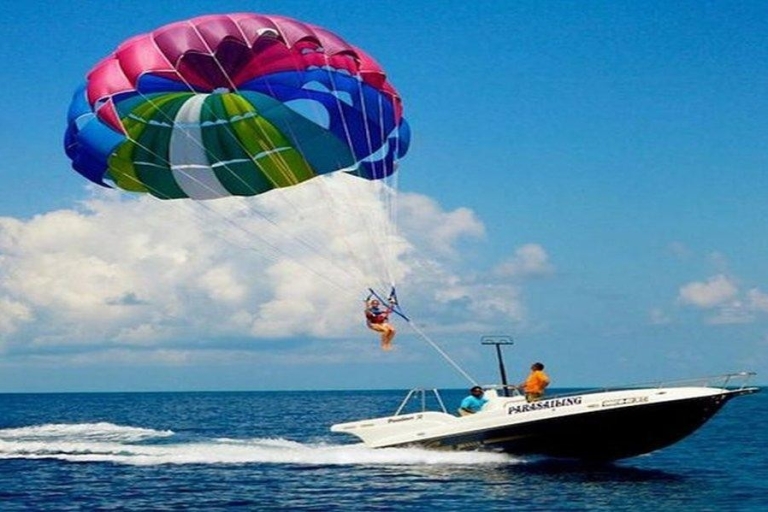 Parasailing w Punta Cana: Adrenalina w przestworzach