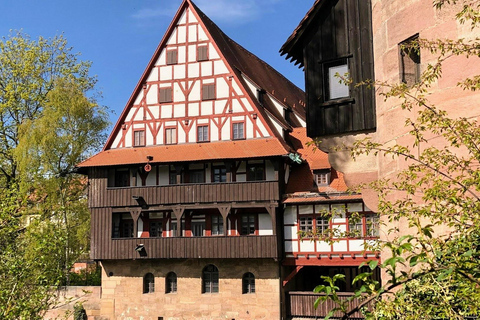 Nuremberg: Ao longo do Pegnitz pela Cidade Velha Tour guiado por você mesmo