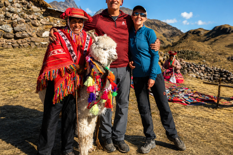 Arequipa to Puno: Colca Canyon & Chivay Community Homestay