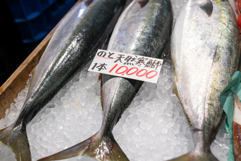 Kanazawa Food Insider: Private Omicho Market Tasting Tour