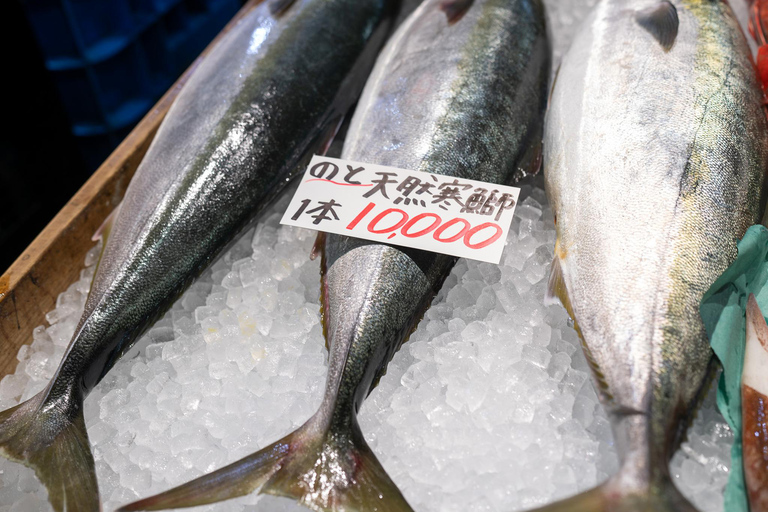 Kanazawa Food Insider: Private Omicho Market Tasting Tour