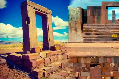 Tiwanaku from Puno 1 day - Puerta del Sol and Bolivia