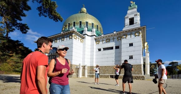 Vienna: Private Walking Tour Through the Hilly Countryside