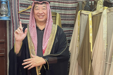 Abu Dhabi Downtown Walking tour with local Emirati Private Abu Dhabi Downtown Walking tour with local Emirati