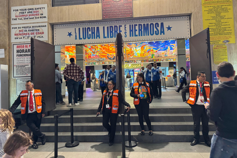 Mexico City: Lucha Libre Match with Ice Cream &amp; Guide