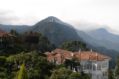 Guadeloupe: Island Tour with Guide and Pickup