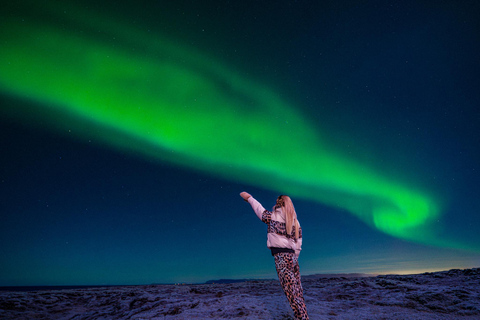 Northern Lights Jeep Tour - Icelandic Guide | Photos | Cocoa Private Superjeep Tour