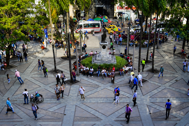 Downtown Medellín: Botero, Art, Markets & Local Snacks