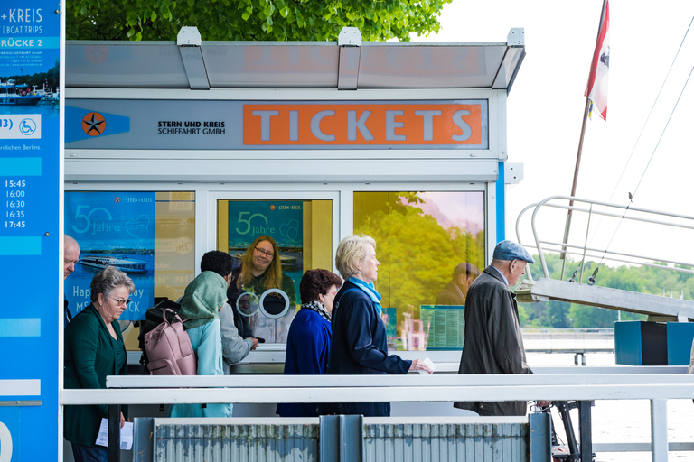 Berlin: 2-timmars kryssning vid Oberhavelsjön från TegelBerlin: 2 timmars kryssning på Oberhavel-sjön från Tegel