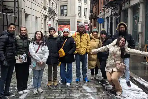 NYC: Manhattan 20+ Top Sights Tour with Art Museum Options