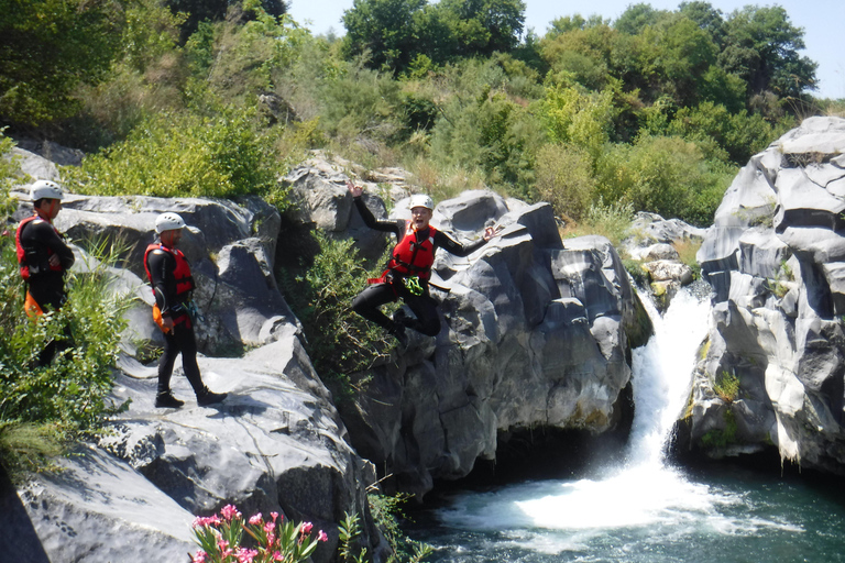 Canyoning and bodyrafting in the Alcantara River
