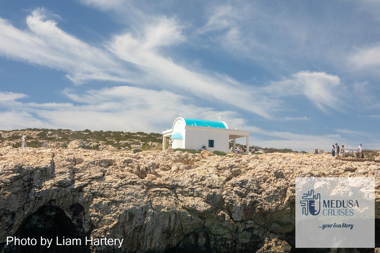 Protaras: Medusa Chill-Out Cruise to Blue Lagoon & Sea Caves